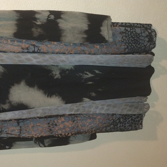 Radzoli Tie Dye Animal Print with Netting Detail Witchy Goth Kimono L - Picture 3 of 7